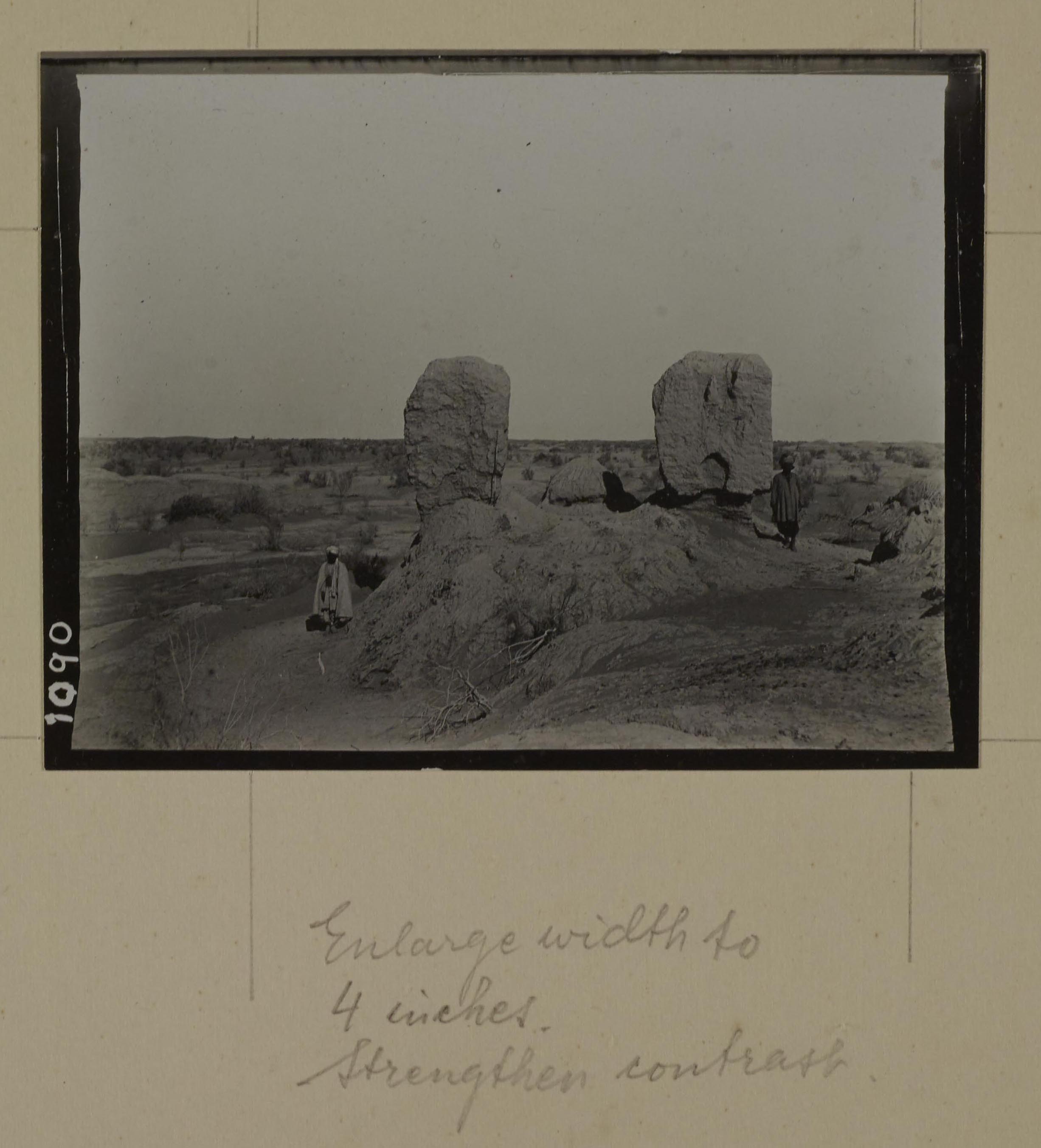 Ruin of domed tomb on wind-eroded terrace near Kalat-i-gird. [1090 ...